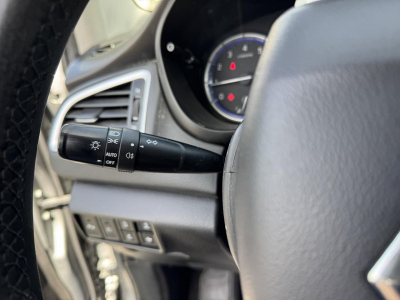 Photo 31 de l'offre de SUZUKI SX4 S-CROSS S-CROSS 1.4 BOOSTERJET ALLGRIP - BVA S-CROSS STYLE GPS   CAMERA AR   TOIT OUVRANT à 12990€ chez Triplo auto