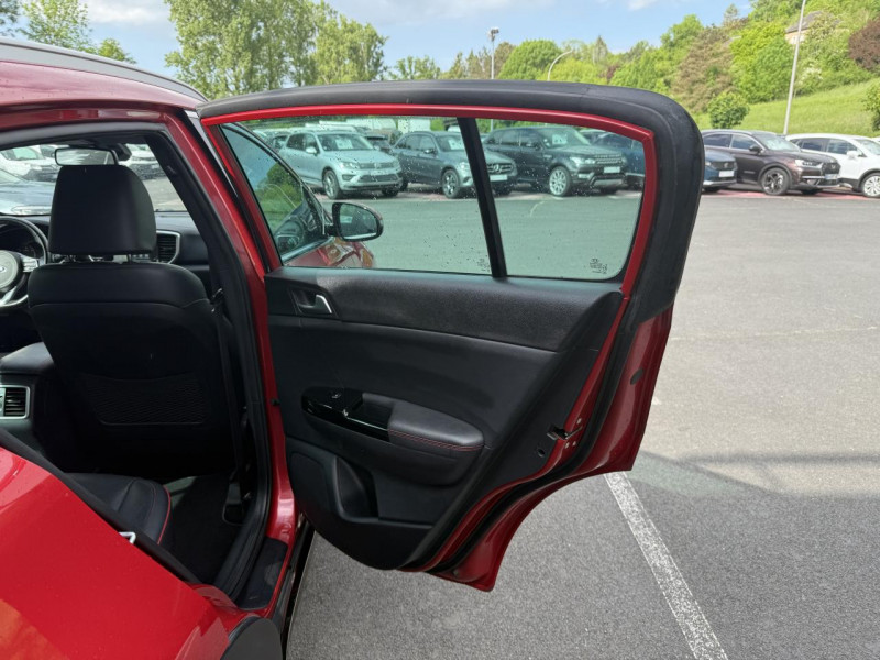 Photo 32 de l'offre de KIA SPORTAGE 1.6 CRDI - 136 - BV DCT - GT LINE GPS   ATTELAGE   CAMERA AR   à 16490€ chez Triplo auto