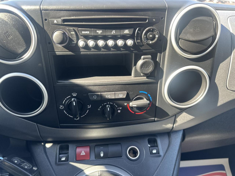 Photo 21 de l'offre de CITROEN BERLINGO 1.6 BLUEHDI - 100  FEEL   CLIM à 13990€ chez Triplo auto