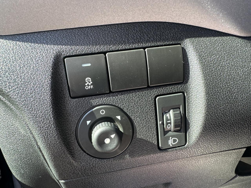 Photo 25 de l'offre de CITROEN BERLINGO 1.6 BLUEHDI - 100  FEEL   CLIM à 13990€ chez Triplo auto