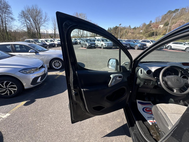 Photo 26 de l'offre de CITROEN BERLINGO 1.6 BLUEHDI - 100  FEEL   CLIM à 13990€ chez Triplo auto