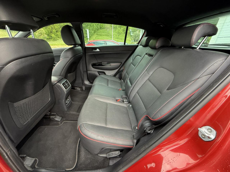 Photo 11 de l'offre de KIA SPORTAGE 1.6 CRDI - 136 - BV DCT - GT LINE GPS   ATTELAGE   CAMERA AR   à 16490€ chez Triplo auto