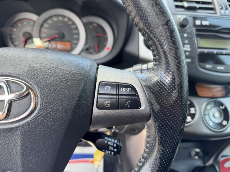Photo 29 de l'offre de TOYOTA RAV 4 2.2 - 150 D-4D LIFE CLIM   ATTELAGE à 9990€ chez Triplo auto