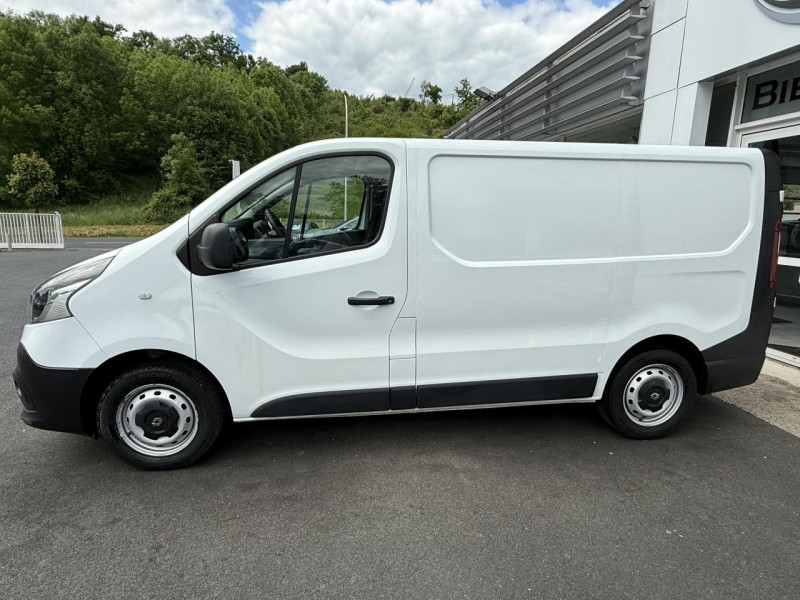 Photo 4 de l'offre de RENAULT TRAFIC L1H1 1000 KG 1.6 DCI - 120  FOURGON CONFORT L1H1 TVA RECUPERABLE   ATTELAGE à 15990€ chez Triplo auto