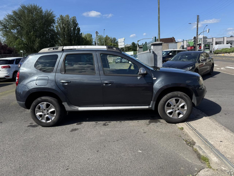 Photo 6 de l'offre de DACIA DUSTER 1.2 TCE - 125 PRESTIGE GPS   CLIM   ATTELAGE à 8990€ chez Triplo auto