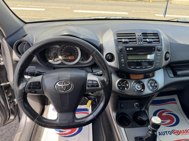 Photo 26 de l'offre de TOYOTA RAV 4 2.2 - 150 D-4D LIFE CLIM   ATTELAGE à 9990€ chez Triplo auto