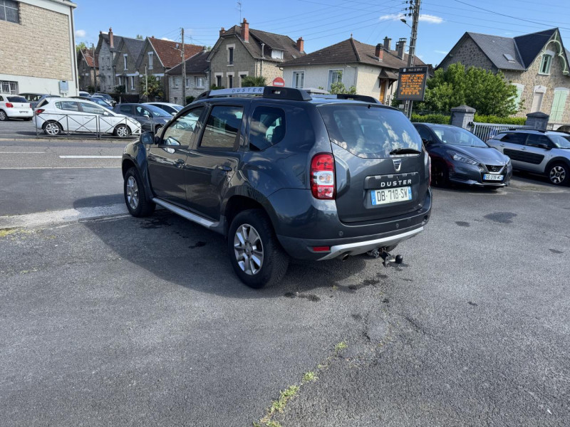 Photo 3 de l'offre de DACIA DUSTER 1.2 TCE - 125 PRESTIGE GPS   CLIM   ATTELAGE à 8990€ chez Triplo auto