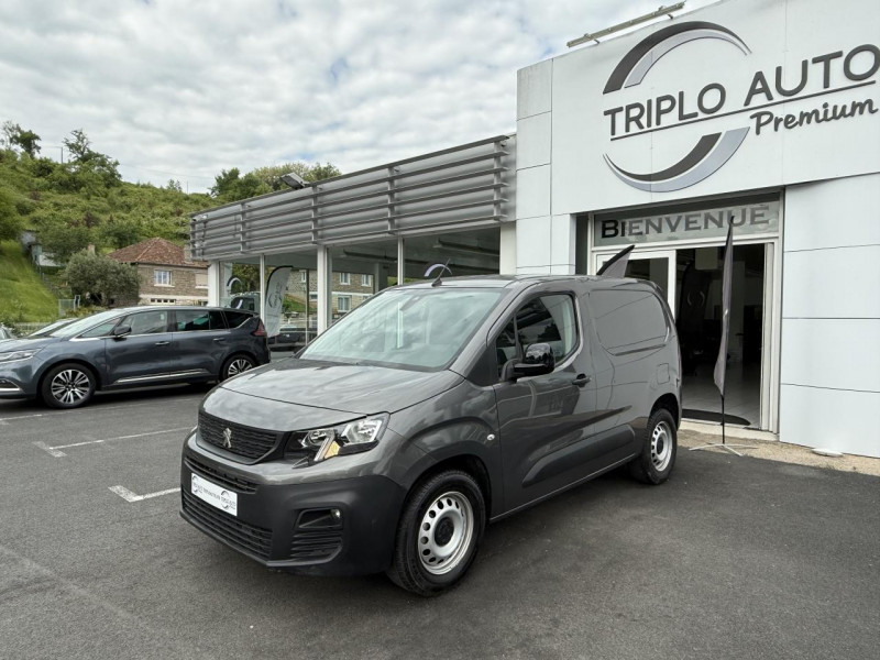 Photo 3 de l'offre de PEUGEOT PARTNER M 650KG 1.5 BLUEHDI S&S - 130 - BV EAT8 GPS   CAMERA AR   CARPLAY à 23990€ chez Triplo auto
