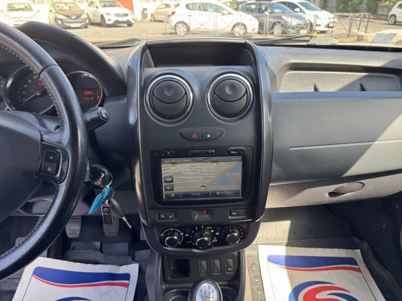 Photo 25 de l'offre de DACIA DUSTER 1.2 TCE - 125 PRESTIGE GPS   CLIM   ATTELAGE à 8990€ chez Triplo auto