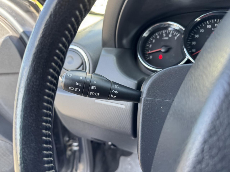 Photo 26 de l'offre de DACIA DUSTER 1.2 TCE - 125 PRESTIGE GPS   CLIM   ATTELAGE à 8990€ chez Triplo auto