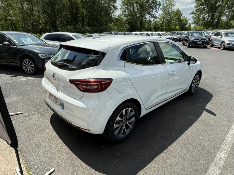 Photo 7 de l'offre de RENAULT CLIO 1.6 E-TECH HYBRIDE - 140 - BVA MULTI-MODES  INTENS GPS   CAMERA AR   CARPLAY à 17990€ chez Triplo auto