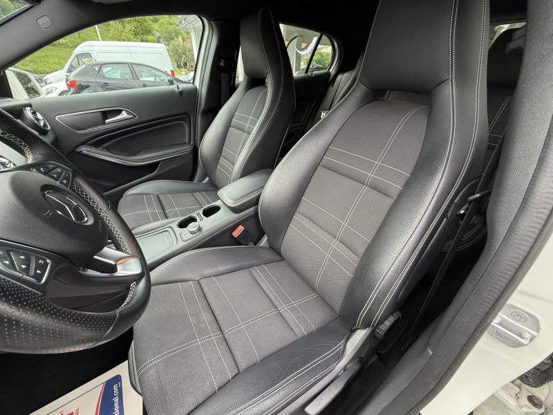 Photo 10 de l'offre de MERCEDES-BENZ GLA 200 D - BV 7G-DCT - SENSATION - GPS   CAMERA AR à 19990€ chez Triplo auto