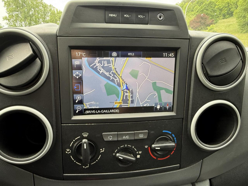 Photo 17 de l'offre de PEUGEOT PARTNER LONG 1.6 BLUEHDI - 100 CABINE APPROFONDIE GPS   ATTELAGE   RADAR AR à 13990€ chez Triplo auto