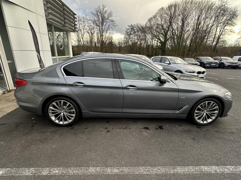 Photo 8 de l'offre de BMW SERIE 5 520D - BVA STEPTRONIC  G30 F90 SUIVI BMW LUXURY  - GPS   CAMERA AR à 23490€ chez Triplo auto