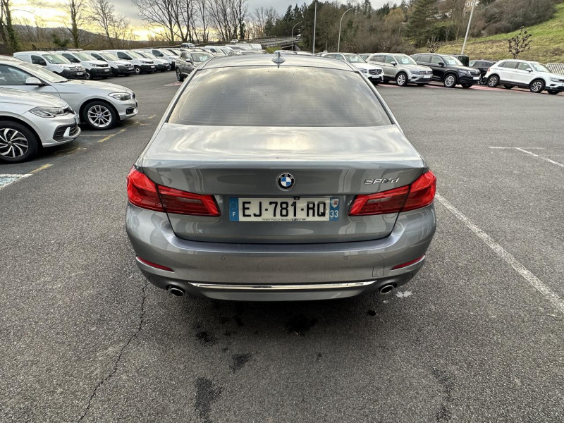 Photo 6 de l'offre de BMW SERIE 5 520D - BVA STEPTRONIC  G30 F90 SUIVI BMW LUXURY  - GPS   CAMERA AR à 23490€ chez Triplo auto