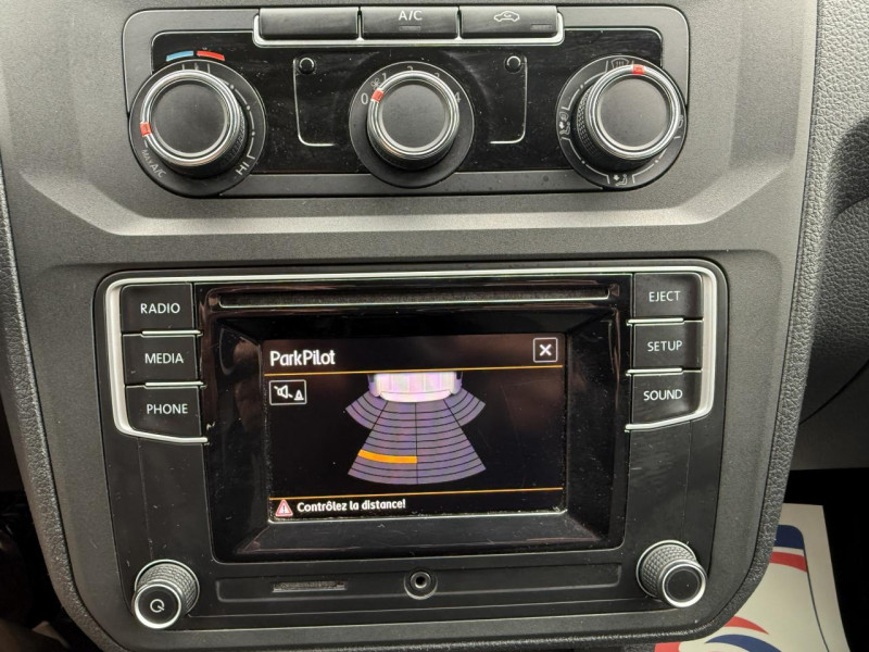 Photo 20 de l'offre de VOLKSWAGEN CADDY VAN 2.0 TDI - 75 FOURGON CONCEPTLINE TVA RECUPERABLE   ATTELAGE   RADAR AR à 13990€ chez Triplo auto