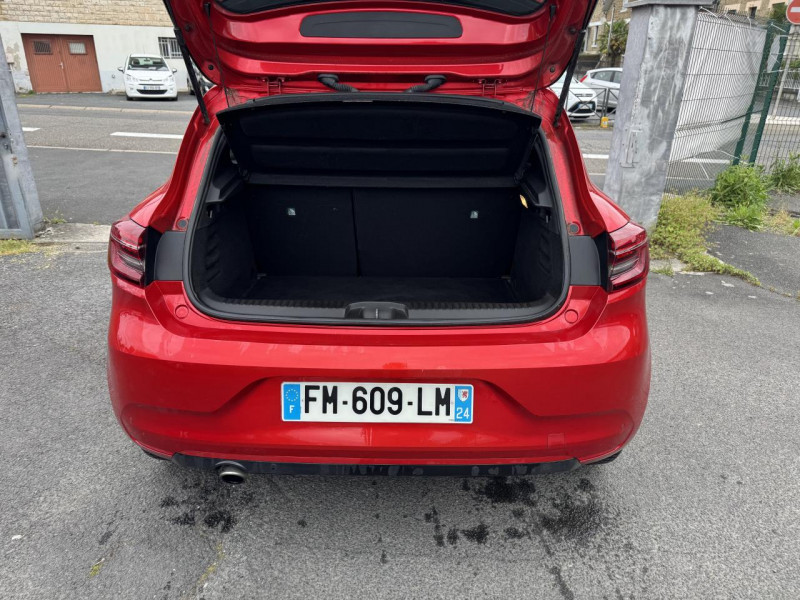 Photo 9 de l'offre de RENAULT CLIO 1.0 TCE - 100 INTENS GPS   CAMERA AR   CLIM à 12490€ chez Triplo auto