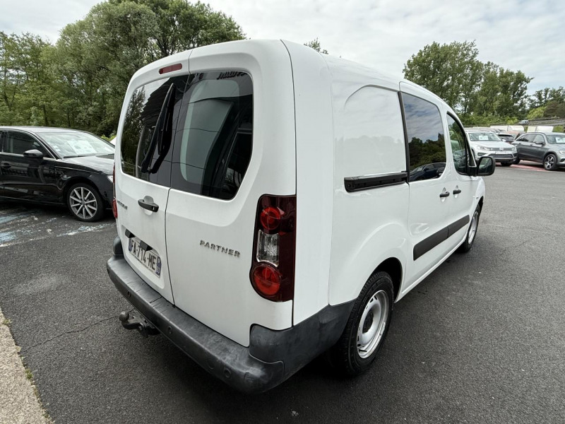Photo 7 de l'offre de PEUGEOT PARTNER LONG 1.6 BLUEHDI - 100 CABINE APPROFONDIE GPS   ATTELAGE   RADAR AR à 13990€ chez Triplo auto