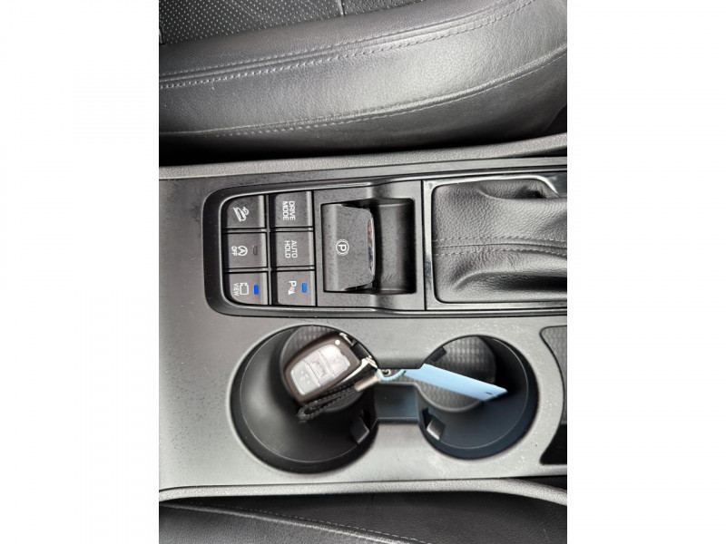 Photo 24 de l'offre de HYUNDAI TUCSON 1.6 CRDI - 136 - BV DCT-7   TOIT OUVRANT   GPS   CAMéRA AR à 19490€ chez Triplo auto