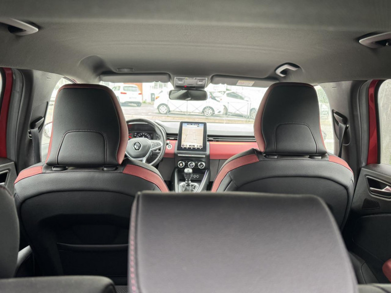 Photo 11 de l'offre de RENAULT CLIO 1.0 TCE - 100 INTENS GPS   CAMERA AR   CLIM à 12490€ chez Triplo auto