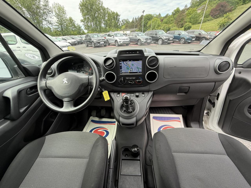 Photo 14 de l'offre de PEUGEOT PARTNER LONG 1.6 BLUEHDI - 100 CABINE APPROFONDIE GPS   ATTELAGE   RADAR AR à 13990€ chez Triplo auto
