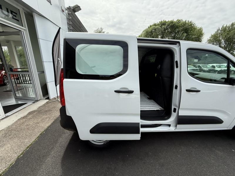 Photo 25 de l'offre de CITROEN BERLINGO 1.5 BLUEHDI - 75  III FOURGON FOURGON M WORKER 1000 KG PHASE 1 à 9990€ chez Triplo auto