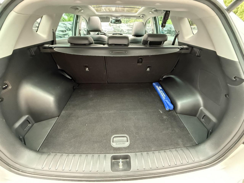 Photo 12 de l'offre de HYUNDAI TUCSON 1.6 CRDI - 136 - BV DCT-7   TOIT OUVRANT   GPS   CAMéRA AR à 19490€ chez Triplo auto