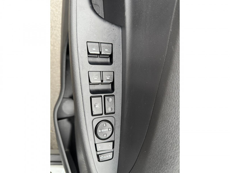 Photo 30 de l'offre de HYUNDAI TUCSON 1.6 CRDI - 136 - BV DCT-7   TOIT OUVRANT   GPS   CAMéRA AR à 19490€ chez Triplo auto