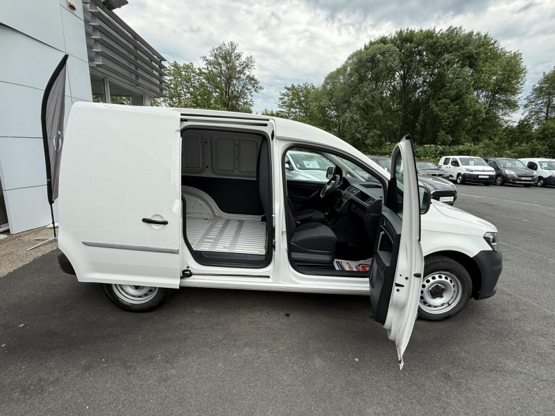 Photo 29 de l'offre de VOLKSWAGEN CADDY VAN 2.0 TDI - 75 FOURGON CONCEPTLINE TVA RECUPERABLE   ATTELAGE   RADAR AR à 13990€ chez Triplo auto