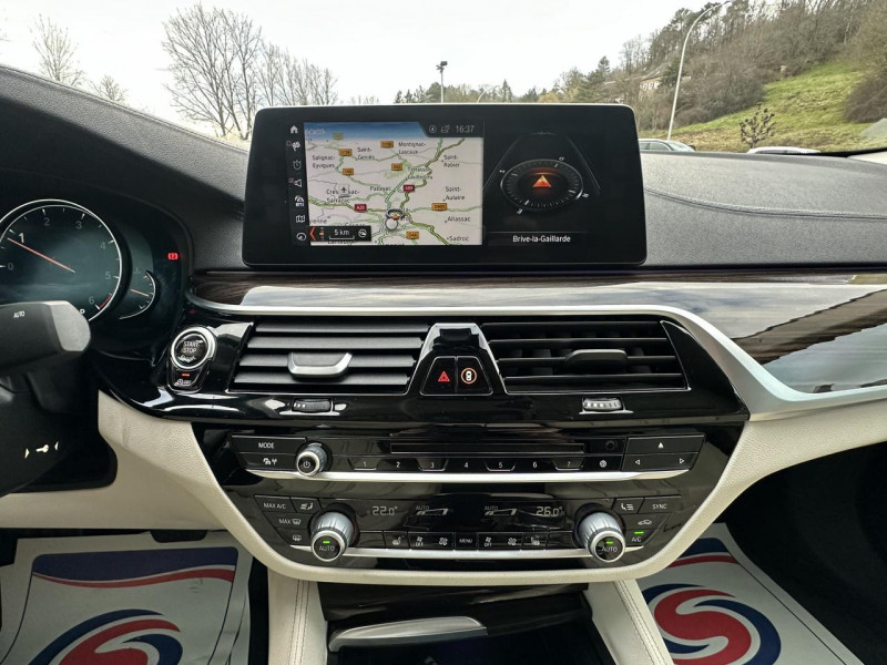 Photo 17 de l'offre de BMW SERIE 5 520D - BVA STEPTRONIC  G30 F90 SUIVI BMW LUXURY  - GPS   CAMERA AR à 23490€ chez Triplo auto