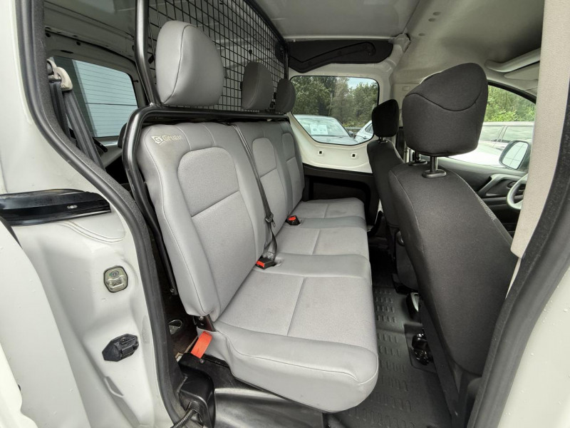 Photo 12 de l'offre de PEUGEOT PARTNER LONG 1.6 BLUEHDI - 100 CABINE APPROFONDIE GPS   ATTELAGE   RADAR AR à 13990€ chez Triplo auto
