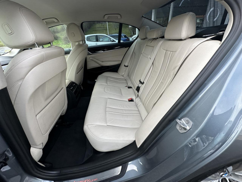 Photo 11 de l'offre de BMW SERIE 5 520D - BVA STEPTRONIC  G30 F90 SUIVI BMW LUXURY  - GPS   CAMERA AR à 23490€ chez Triplo auto