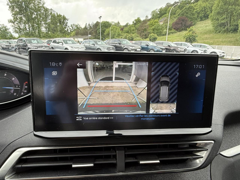 Photo 22 de l'offre de PEUGEOT 3008  1.5 BLUEHDI S&S - 130 - BV EAT8  ALLURE PACK GPS   CAMERA AR   CARPLAY à 19990€ chez Triplo auto