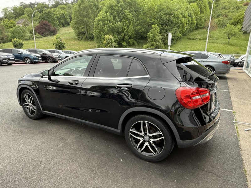 Photo 5 de l'offre de MERCEDES-BENZ GLA 180 CDI  - BM SENSATION GPS   CAMERA AR   CLIM à 15990€ chez Triplo auto