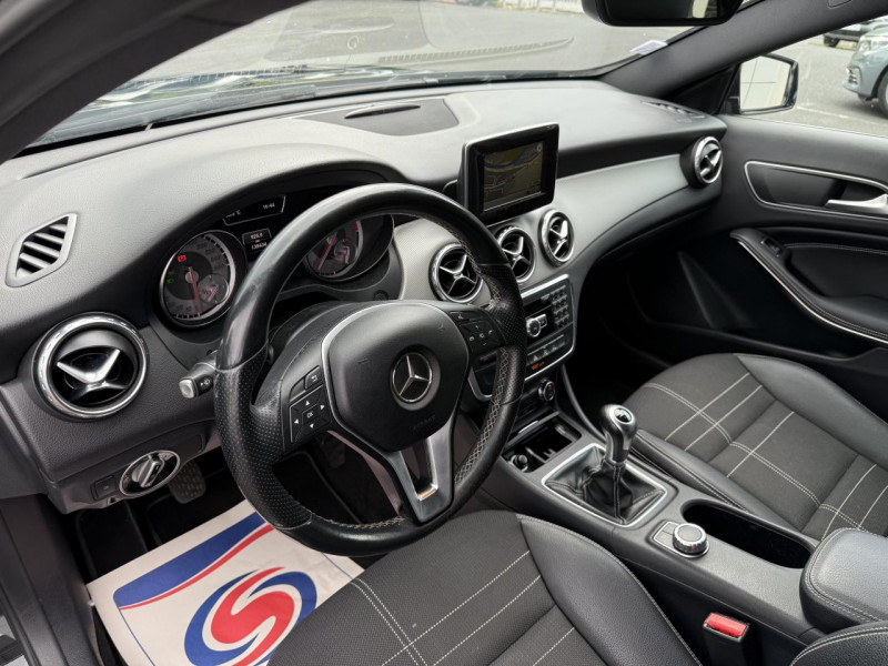 Photo 10 de l'offre de MERCEDES-BENZ GLA 180 CDI  - BM SENSATION GPS   CAMERA AR   CLIM à 15990€ chez Triplo auto
