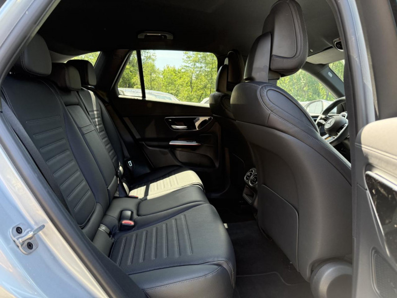 Photo 14 de l'offre de MERCEDES-BENZ GLC 300 E - BVA 9G-TRONIC  - BM X254 AMG LINE 4-MATIC   GPS   CAMéRA AR   ATTELAGE  à 59990€ chez Triplo auto