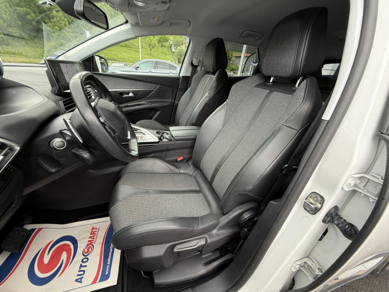 Photo 9 de l'offre de PEUGEOT 3008  1.5 BLUEHDI S&S - 130 - BV EAT8  ALLURE PACK GPS   CAMERA AR   CARPLAY à 19990€ chez Triplo auto