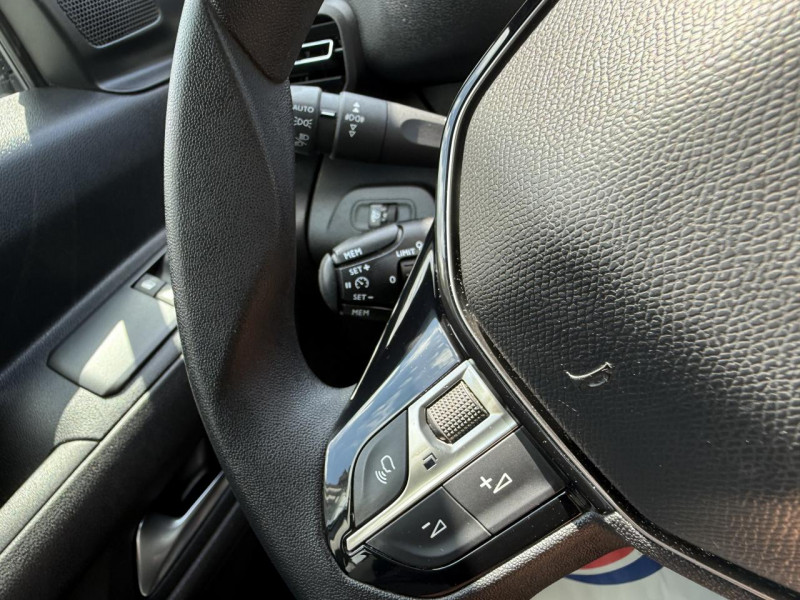Photo 24 de l'offre de PEUGEOT RIFTER STANDARD 1.5 BLUEHDI S&S - 100  STYLE GPS   RADAR AR   CARPLAY   CLIM à 17990€ chez Triplo auto