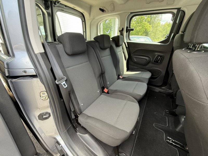 Photo 13 de l'offre de PEUGEOT RIFTER STANDARD 1.5 BLUEHDI S&S - 100  STYLE GPS   RADAR AR   CARPLAY   CLIM à 17990€ chez Triplo auto
