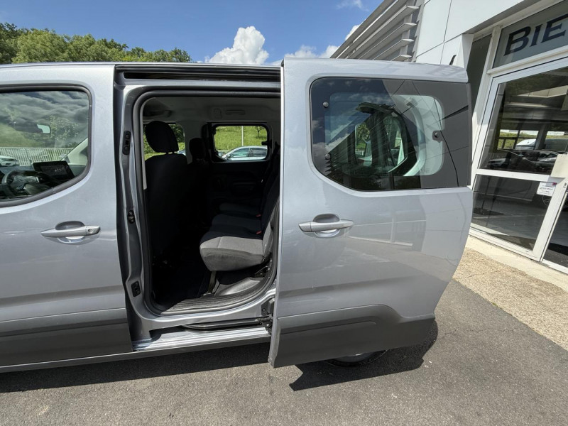 Photo 28 de l'offre de PEUGEOT RIFTER STANDARD 1.5 BLUEHDI S&S - 100  STYLE GPS   RADAR AR   CARPLAY   CLIM à 17990€ chez Triplo auto