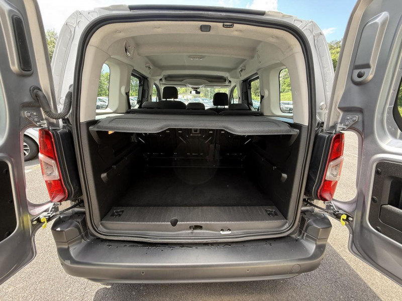 Photo 12 de l'offre de PEUGEOT RIFTER STANDARD 1.5 BLUEHDI S&S - 100  STYLE GPS   RADAR AR   CARPLAY   CLIM à 17990€ chez Triplo auto