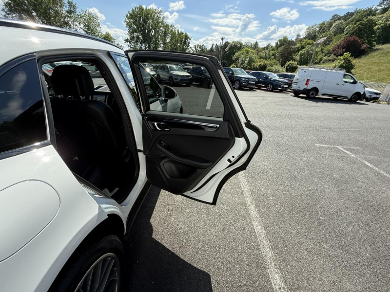 Photo 33 de l'offre de PORSCHE MACAN 3.0 V6 TDI - BV PDK - CAMERA AR   TOIT OUVRANT   GPS à 35990€ chez Triplo auto