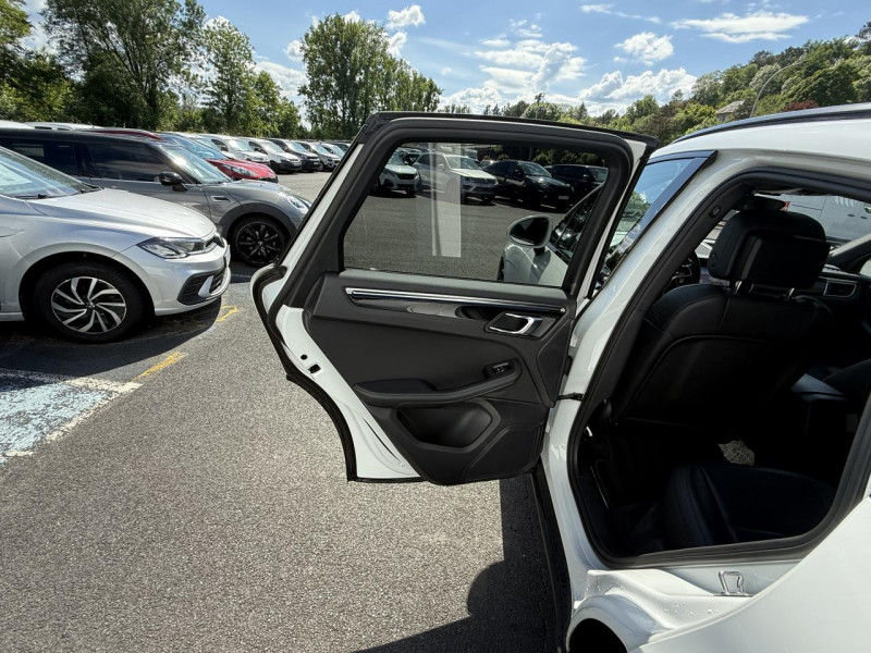 Photo 32 de l'offre de PORSCHE MACAN 3.0 V6 TDI - BV PDK - CAMERA AR   TOIT OUVRANT   GPS à 35990€ chez Triplo auto
