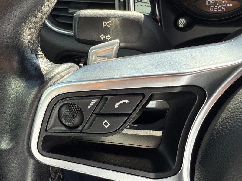 Photo 26 de l'offre de PORSCHE MACAN 3.0 V6 TDI - BV PDK - CAMERA AR   TOIT OUVRANT   GPS à 35990€ chez Triplo auto