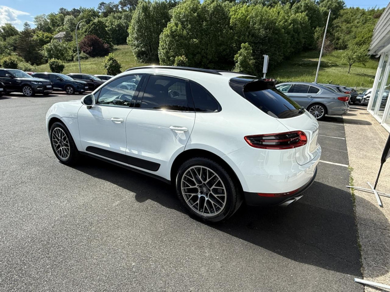 Photo 5 de l'offre de PORSCHE MACAN 3.0 V6 TDI - BV PDK - CAMERA AR   TOIT OUVRANT   GPS à 35990€ chez Triplo auto