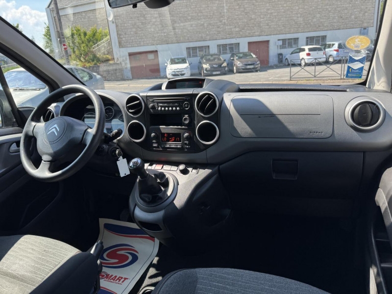 Photo 14 de l'offre de CITROEN BERLINGO 1.6 BLUEHDI - 100  COMBI XTR   ATTELAGE   RADAR AR à 13990€ chez Triplo auto