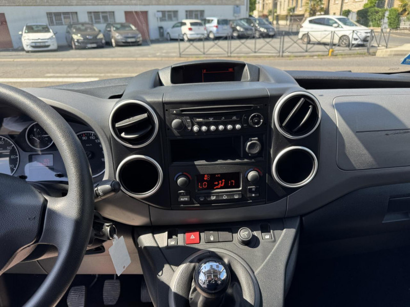 Photo 25 de l'offre de CITROEN BERLINGO 1.6 BLUEHDI - 100  COMBI XTR   ATTELAGE   RADAR AR à 13990€ chez Triplo auto