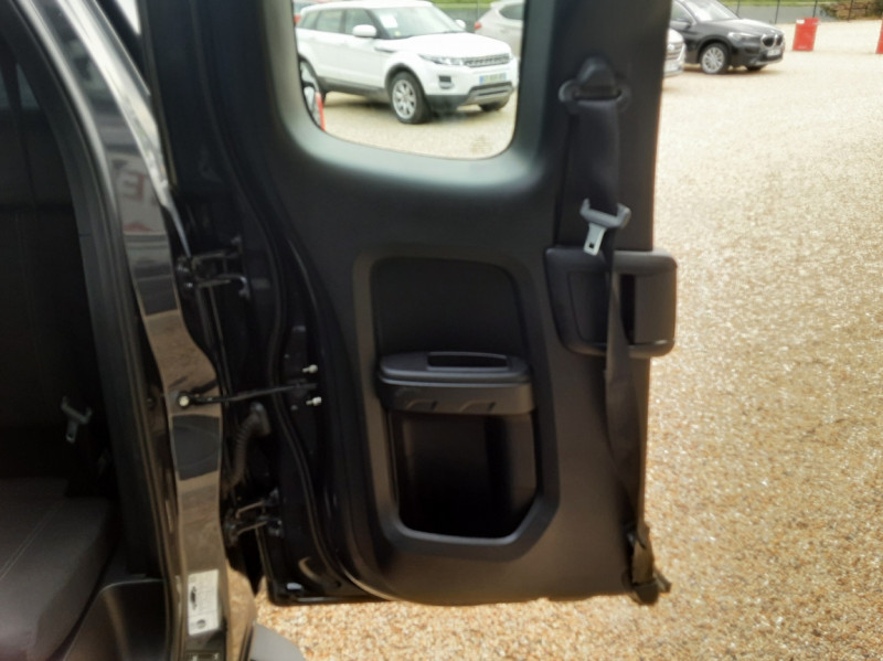 Photo 23 de l'offre de FORD RANGER PICK-UP KING CAB 170CV S/S 4WD XLT à 31500€ chez Centrale Auto Marché Mussidan