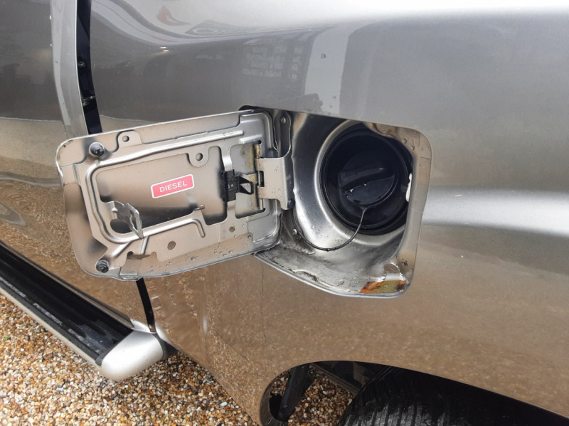 Photo 30 de l'offre de NISSAN NAVARA 2.3 DCI 160 KING CAB TEKNA à 25490€ chez Centrale Auto Marché Mussidan