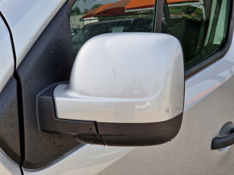 Photo 28 de l'offre de FIAT TALENTO PANORAMA COMBI L2H1 120 CH à 31990€ chez Centrale Auto Marché Mussidan